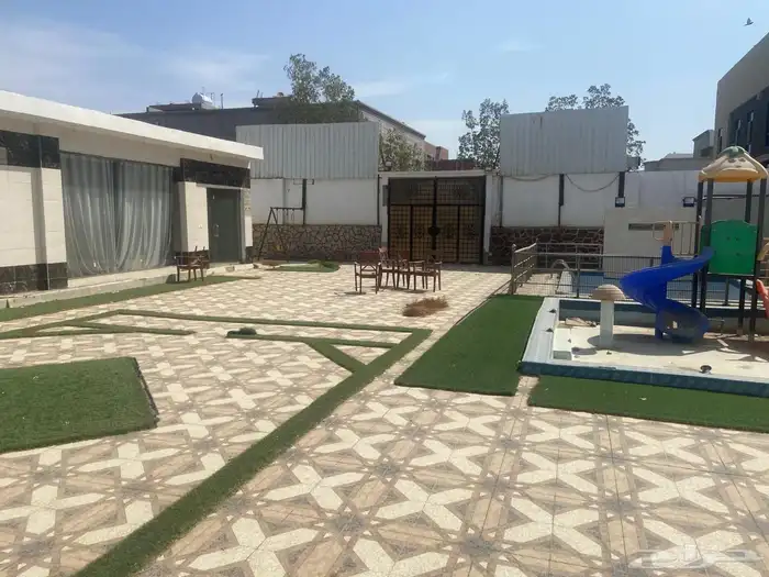 استراحة للبيع في حي الرياض 1