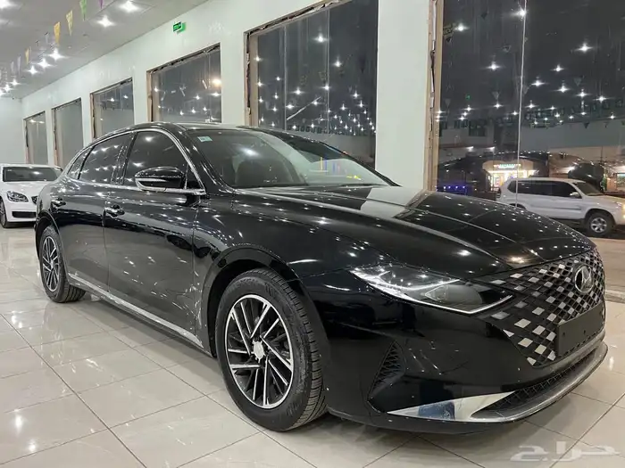 هيونداي ازيرا 2