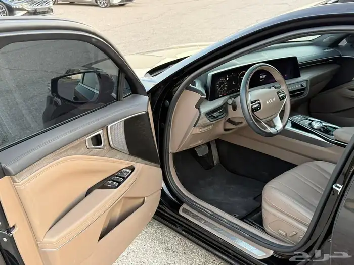 كيا K8 2023 فل كامل 6 سلندر 9