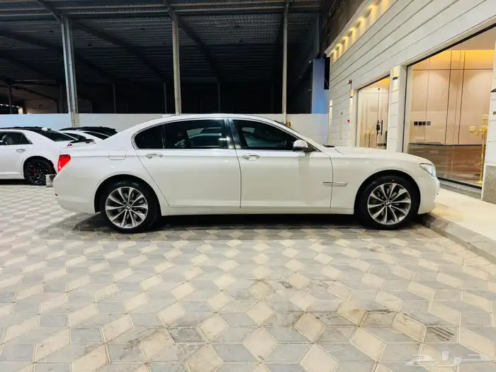 بي ام دبليو 730 نظيف جدا سعودي 5