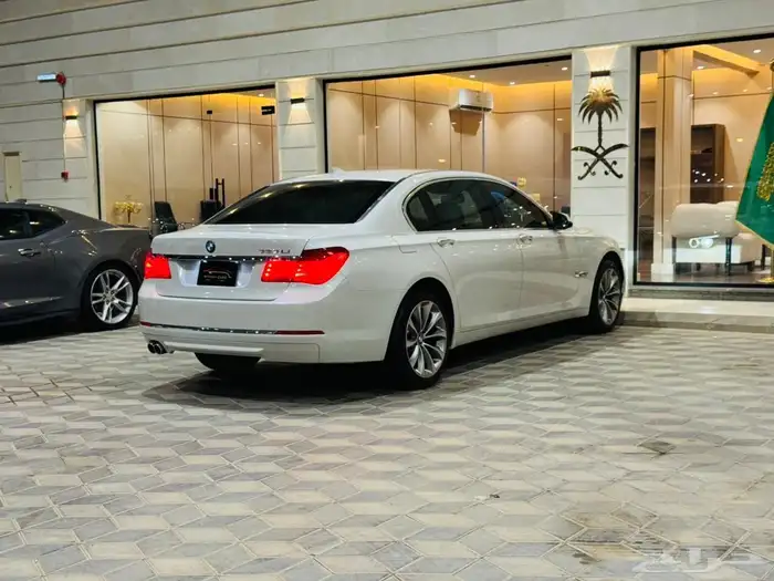 بي ام دبليو 730 نظيف جدا سعودي 3