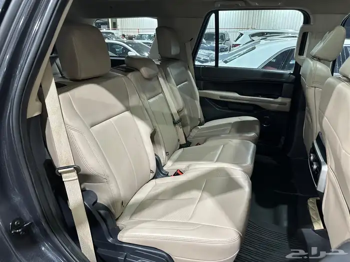 اكسبديشن XLT فل كامل موديل 2023 12