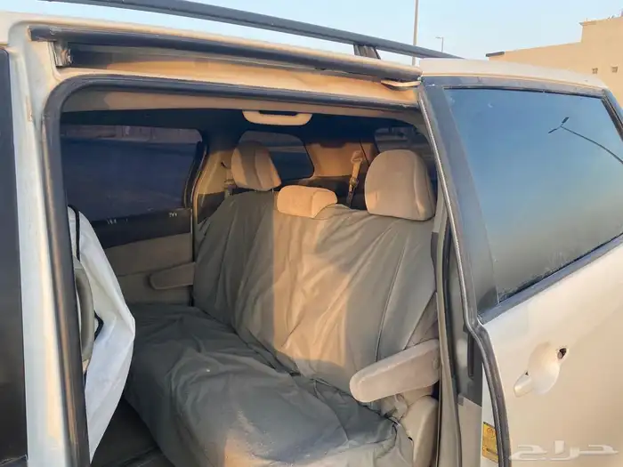 تويوتا بريفيا 2010 2