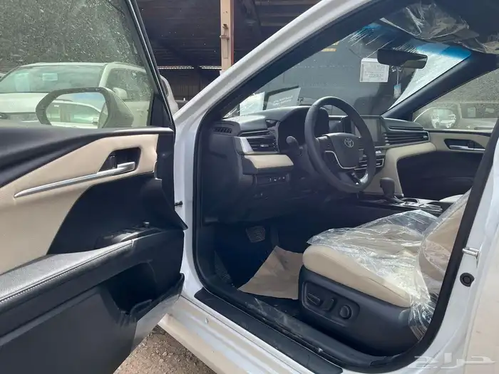 كامري E-plus 2025 4