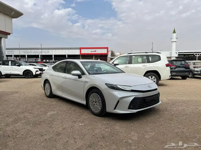 كامري E-plus 2025 1