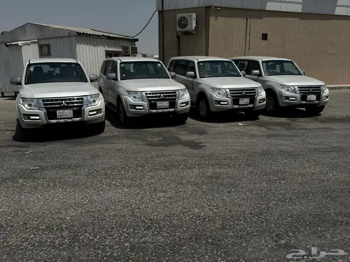 للبيع ميتسوبيشي باجيرو 2017 1