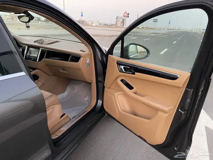 بورش ماكانS 30