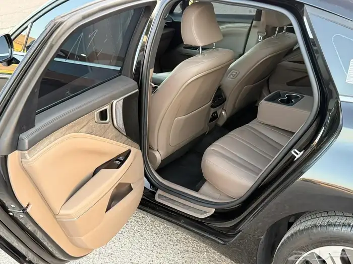 كيا K8 2023 فل كامل 6 سلندر 12