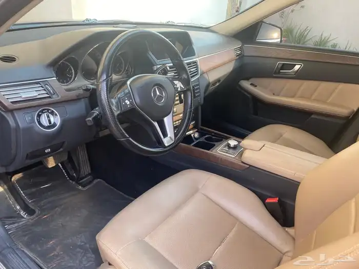 مرسيدس E200 AMG نظيف 11