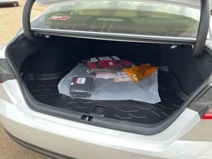 كامري E-plus 2025 7