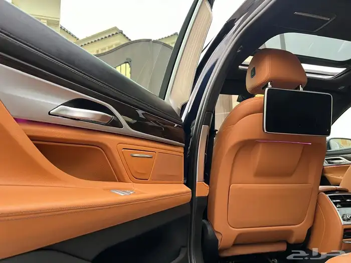 BMW - Li730 - - 2019 بي ام دبليو - سعودي - فل 7