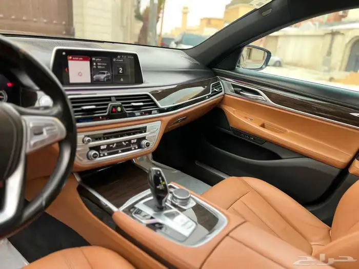 BMW - Li730 - - 2019 بي ام دبليو - سعودي - فل 14