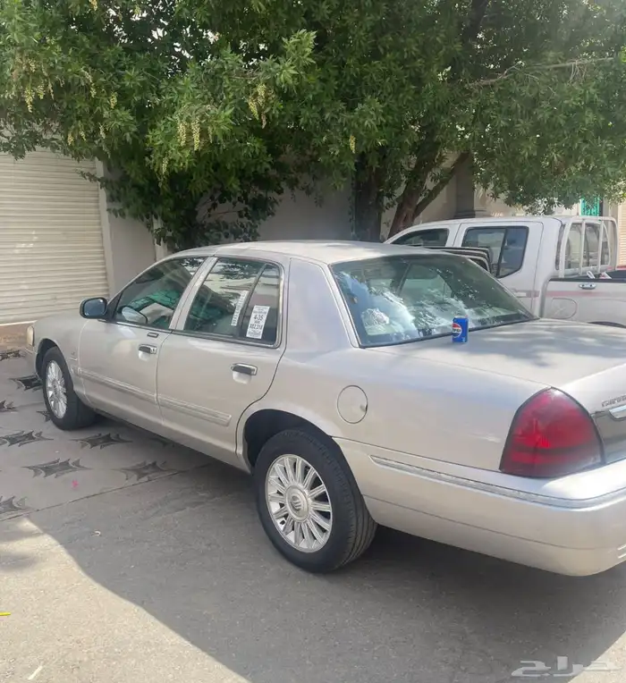 فورد قراند ماركيز 2010 سعودي نظيفة 1