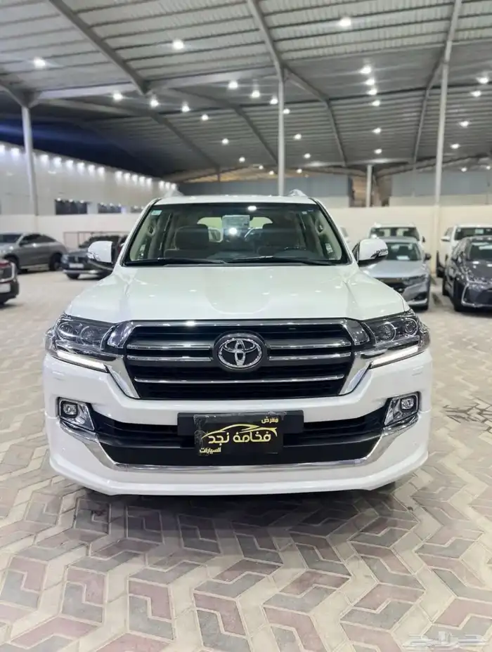تويوتا لاندكروزر GXR 2020 تورنج سعودي فل كامل ماشي 50 الف 0