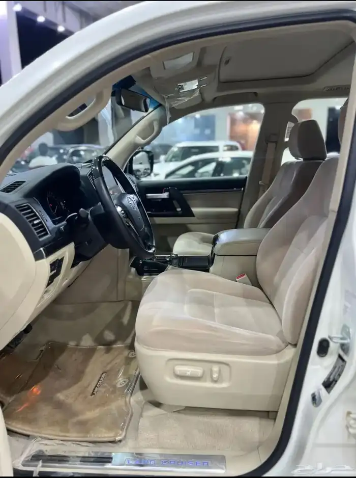 تويوتا لاندكروزر GXR 2020 تورنج سعودي فل كامل ماشي 50 الف 8