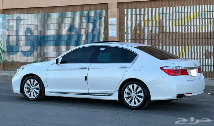 هوندا اكورد 2015 16