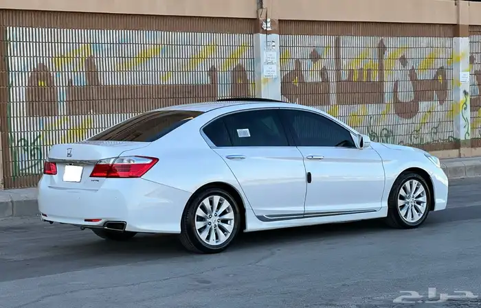 هوندا اكورد 2015 3