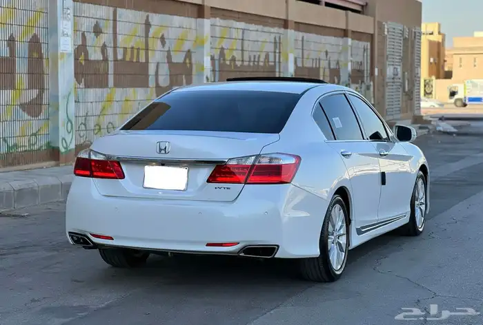هوندا اكورد 2015 19