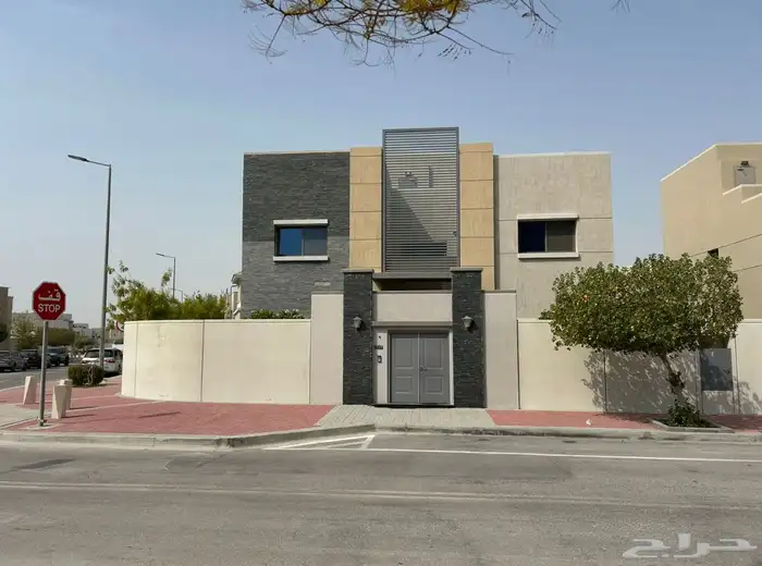 فيلا حي اجيال موقع مميز 0