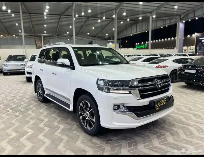 تويوتا لاندكروزر GXR 2020 تورنج سعودي فل كامل ماشي 50 الف 2