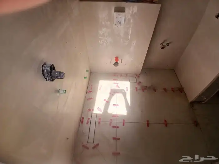 مبلط معلم بلاط الجمع انواع سلاميك حمامات مطبخ ارضيه سطامطبخ 9