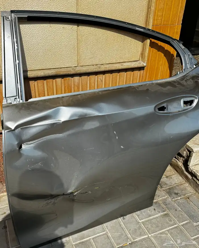 باب لكزس اي اس 350 موديل 2025 0