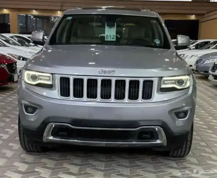 جيب شيروكي همي لميتد موديل 2015 0