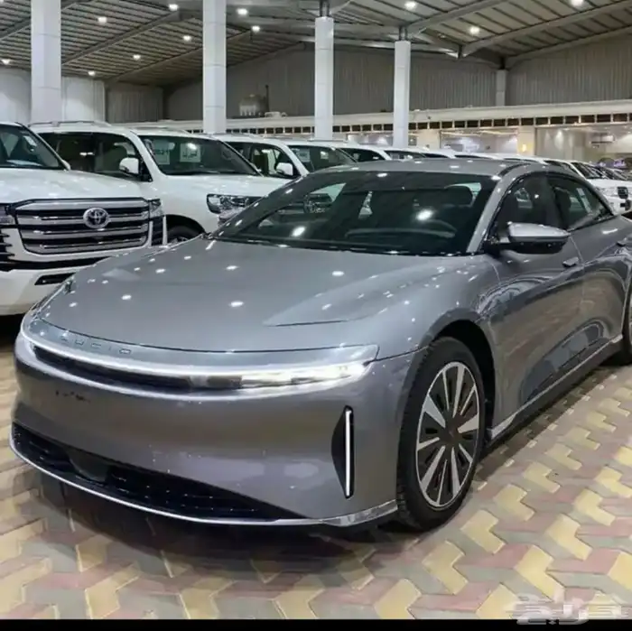سيارة لوسيد 2025 جديدة اصفار كهربائية 2
