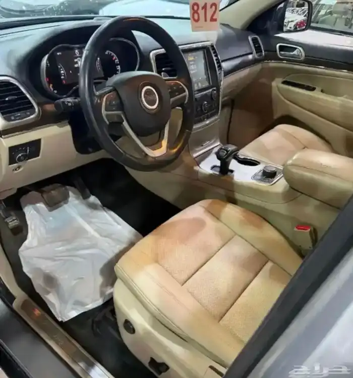 جيب شيروكي همي لميتد موديل 2015 8