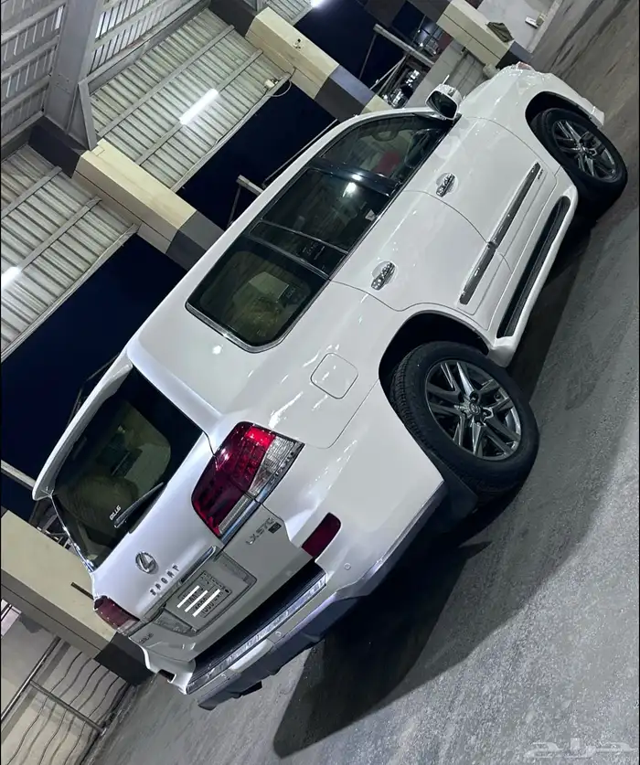 لكزس LX 2013 سعودي فل كامل 4