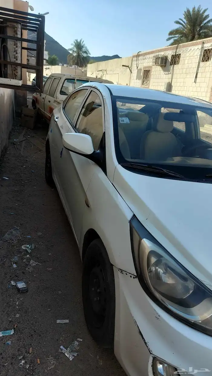 سياره اكسنت 8