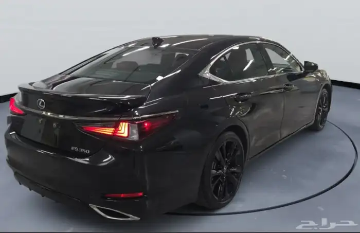للبيع لكزس ES350 موديل 2023 فئه الاسبورت وارد كندا 2