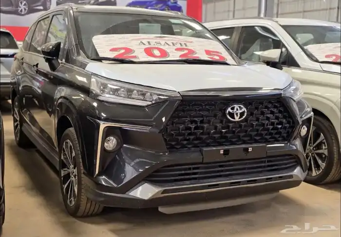 تويوتا فيلوز GLX2025اقل سعر 3