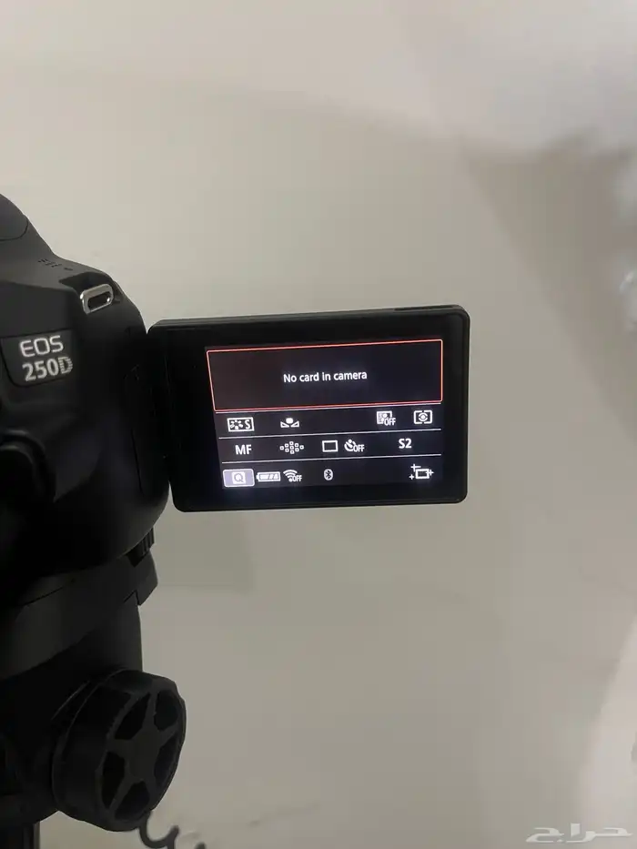 كاميرا كانون 250D 1