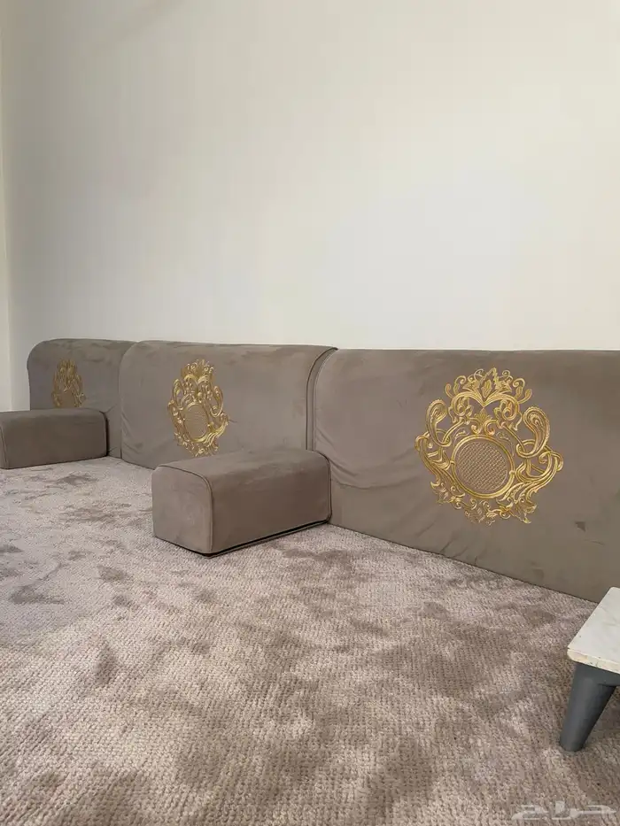 مساند صاله 0