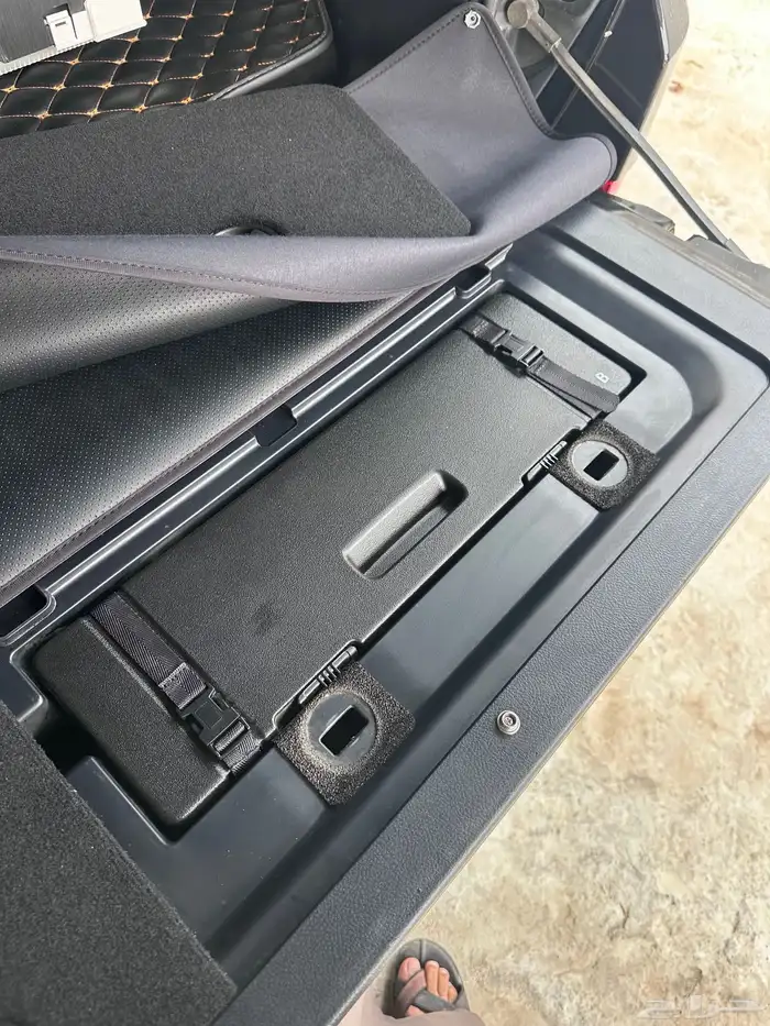 جيب لكزس بلاك ادشن 2021 ممشى قليل 24