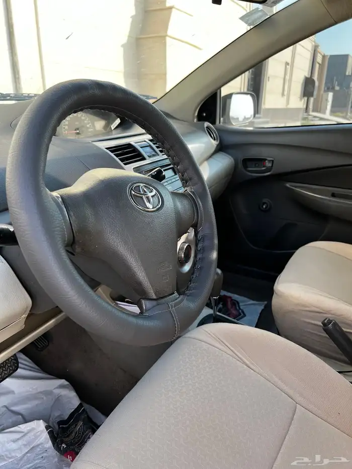 للبيع يارس 2013 4