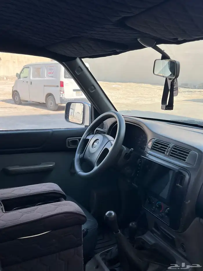 شاص نيسان 2005 اسود 5