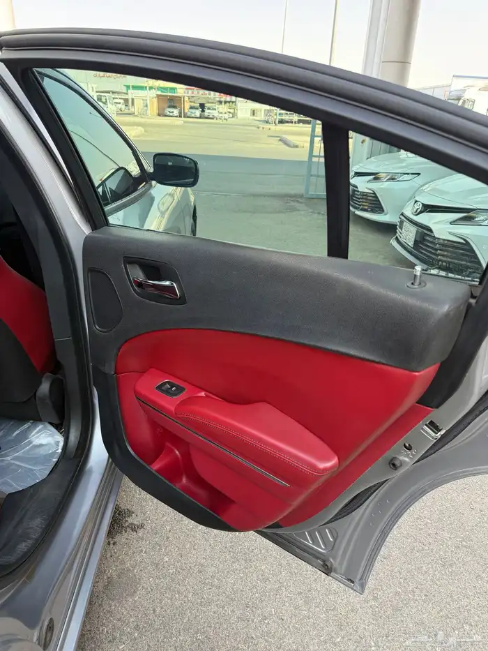 للبيع دوج تشارجر 2014 20