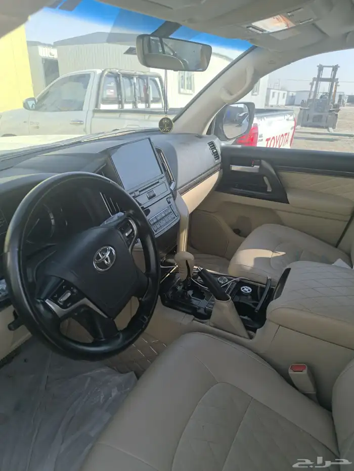 لاندكروزر 2020 وكاله 2