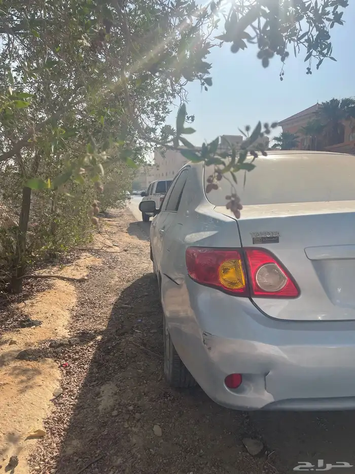 كورلا للبيع 2010 استماره جديده فحص منتهي يبي لها توضيب مكينه 3