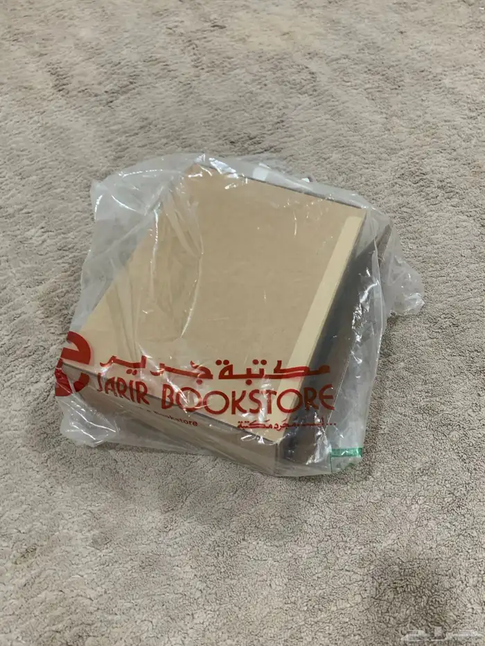 ماك بوك لاب توب شبه جديد 0