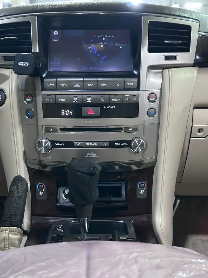 لكزس LX 2013 سعودي فل كامل 17