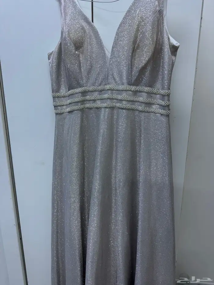 ملابس للبيع المستعجل 1