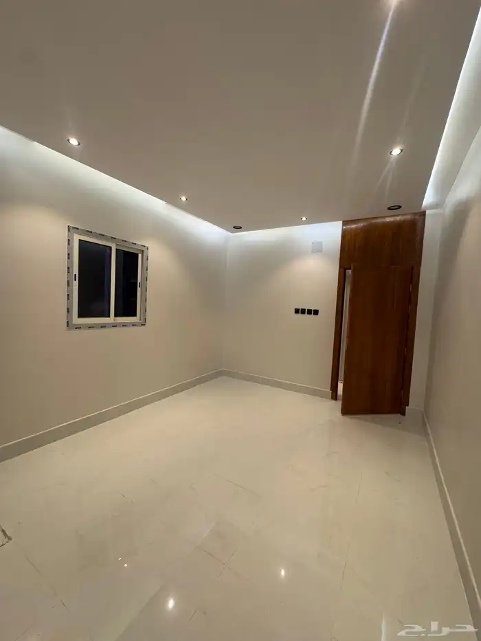 شقق للإيجار عدد 7 شقق للأستثمار كشقق مخدومه ( طويق ) 8