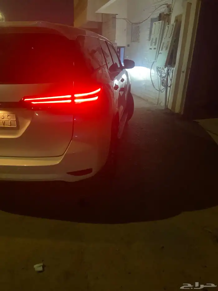 فورتشنر 2017نظيف من وكالته 4سلندر GXنظيففف 10