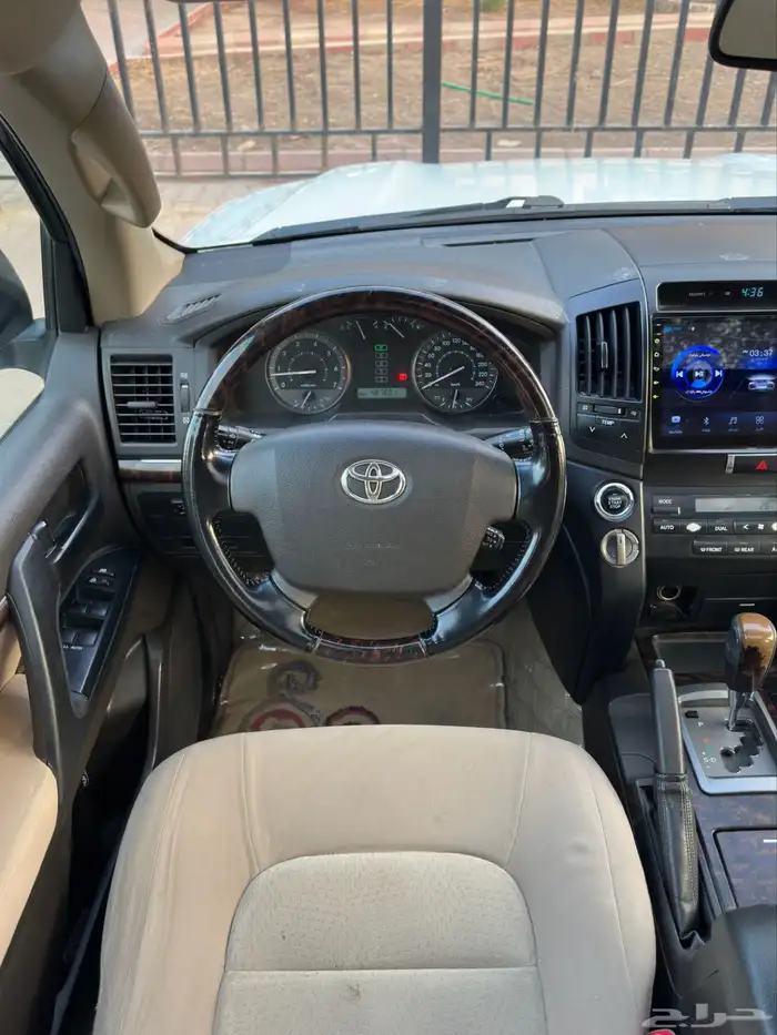 جيب لاند كروزر 2011 24