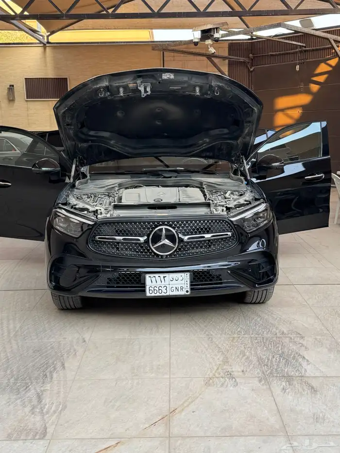 مرسيدس GLC300 موديل 2024 4