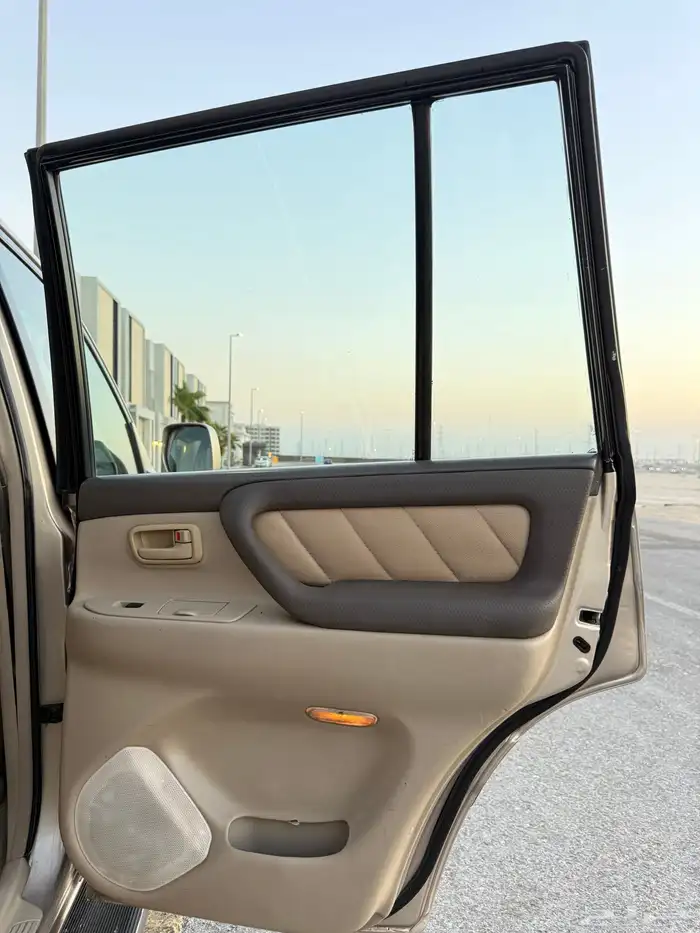 لاندكروزر فسكار 2003 قير عايدي اساس 31