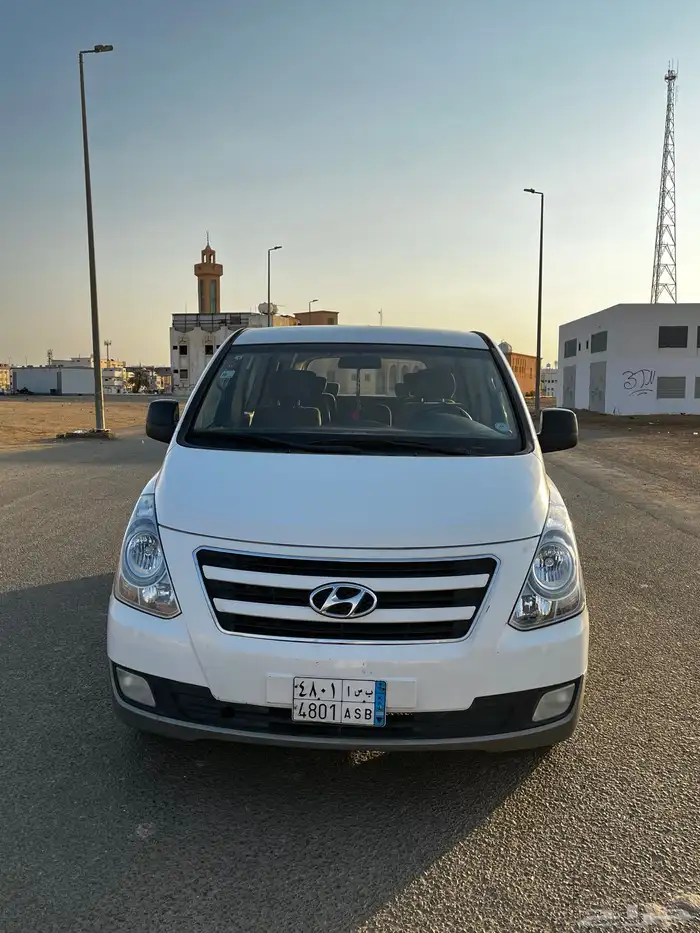 H-1 باص هيونداي 2016 10